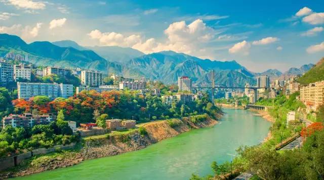 四川，致尊敬的听众朋友们