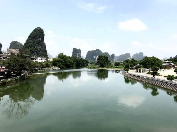 广西，多游戏角色族风情与壮美自然风光的交汇之地