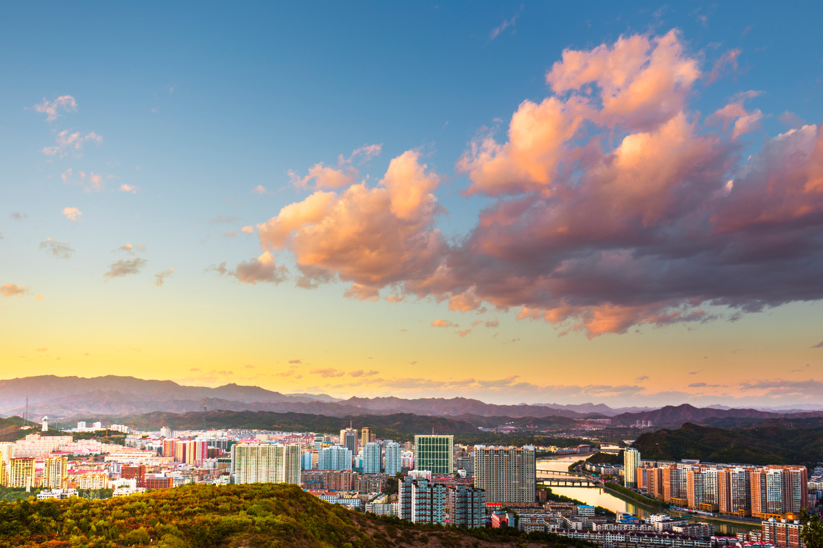 承德,历史长河中的璀璨明珠